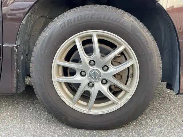 日産 セレナ ハイウェイスター 秋田県 2017(平29)年 13.9万km インペリアルアンバーP (株)IDOMが運営する【じしゃロン秋田店】の自社ローン専用車両になりますこちらは現金またはオートローンご利用時の価格です。自社ローンご希望の方は別途その旨お申付け下さい/エマージェンシーブレーキ/セーフティパックA/踏み間違い衝突防止アシスト/インテリジェントパーキングアシスト/アラウンドビューモニター/フロント＆バックソナー/ふらつき警報/進入禁止標識検知/ステアリングスイッチ/サイド、カーテンエアバッグ/純正SDナビ【CD/DVD/Blu-ray/SD/Bluetooth/HDMI/iPod/Apple CarPlay/android auto】/フリップダウンモニター/バックカメラ/フルセグTV/ハンズフリーオートスライドドア/クルーズコントロール/LEDヘッドライト