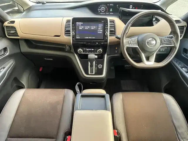日産 セレナ ハイウェイスター 秋田県 2017(平29)年 13.9万km インペリアルアンバーP (株)IDOMが運営する【じしゃロン秋田店】の自社ローン専用車両になりますこちらは現金またはオートローンご利用時の価格です。自社ローンご希望の方は別途その旨お申付け下さい/エマージェンシーブレーキ/セーフティパックA/踏み間違い衝突防止アシスト/インテリジェントパーキングアシスト/アラウンドビューモニター/フロント＆バックソナー/ふらつき警報/進入禁止標識検知/ステアリングスイッチ/サイド、カーテンエアバッグ/純正SDナビ【CD/DVD/Blu-ray/SD/Bluetooth/HDMI/iPod/Apple CarPlay/android auto】/フリップダウンモニター/バックカメラ/フルセグTV/ハンズフリーオートスライドドア/クルーズコントロール/LEDヘッドライト