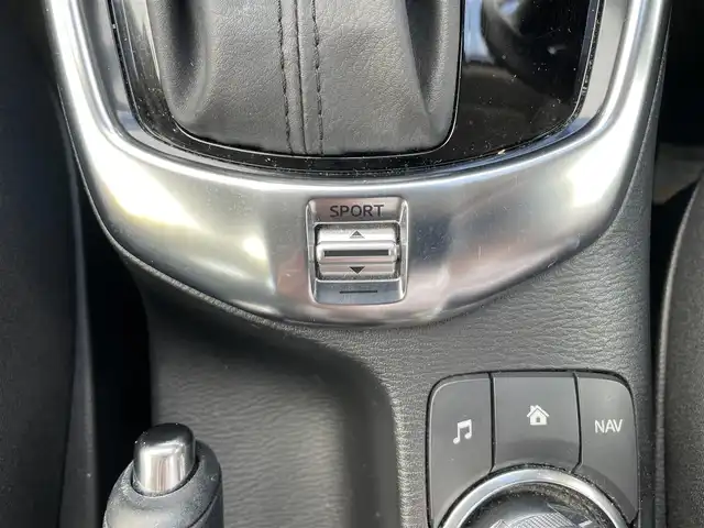 マツダ デミオ 13S 長野県 2017(平29)年 5.4万km ディープクリムゾンマイカ ４WD/スタッドレス積み込み/純正ナビ/・Bluetooth/TV/DVD/CD/AUX/社外ドライブレコーダー前方のみ/ETC/純正フロアマット/布系シート/冷房AC/純正15インチAW/HIDライト/衝突被害軽減システム/電格ミラー/W+サイドエアバッグ/ドアバイザー/スマートキー/取扱説明書