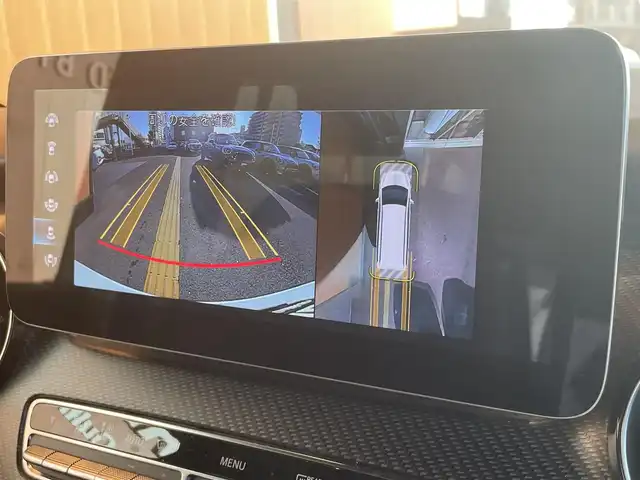メルセデス・ベンツ Ｖ２２０ d AVG ロング AMGライン 高知県 2022(令4)年 2万km ロッククリスタルホワイト ワンオーナー/純正メモリナビ/【フルセグTV/BT】/社外CD/DVDオーディオ機器/バックカメラ/アラウンドビューモニター/ETC2.0/ドライブレコーダー/Burmesterサウンドシステム/ダブルサンルーフ/両側パワースライドドア/電動リアゲート/ルーフレール/本革レザーシート（黒）/シートヒーター/アクティブブレーキアシスト/ブラインドスポットアシスト/アテンションアシスト/レーンキープアシスト/純正フロアマット/プッシュスタート