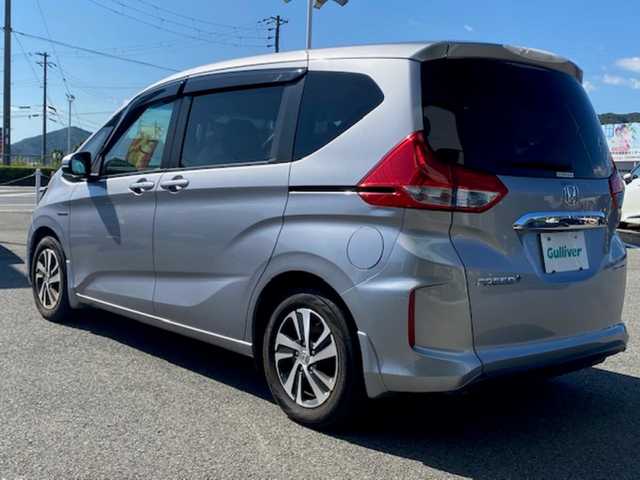 ホンダ フリード＋ ハイブリット EX 兵庫県 2018(平30)年 9.2万km ルナシルバーM 純正７型ナビ/・TV.BT.AM.FM/衝突軽減/レーダークルーズコントロール/バックカメラ/前席シートヒーター/両側パワースライドドア/前後ドラレコ/ビルトインＥＴＣ/前席ゴムマット/ドアバイザー/スペアキー×１
