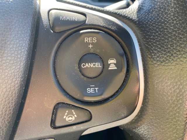 ホンダ フリード＋ ハイブリット EX 兵庫県 2018(平30)年 9.2万km ルナシルバーM 純正７型ナビ/・TV.BT.AM.FM/衝突軽減/レーダークルーズコントロール/バックカメラ/前席シートヒーター/両側パワースライドドア/前後ドラレコ/ビルトインＥＴＣ/前席ゴムマット/ドアバイザー/スペアキー×１