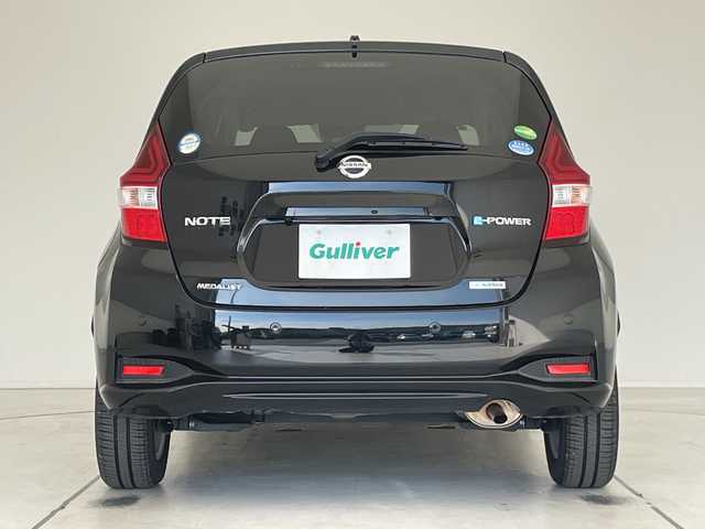 日産 ノート e－パワー メダリスト 愛知県 2019(平31)年 3万km スーパーブラック 純正ナビ/全方位カメラ/バックカメラ/レーダークルーズコントロール/インテリジェントミラー/ＥＴＣ/ドライブレコーダー/コーナーセンサー/純正アルミホイール/LEDヘッドライト/衝突軽減システム/フルセグ/CD DVD/Bluetooth/スマートキー/プッシュスタート