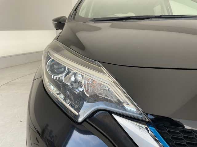 日産 ノート e－パワー メダリスト 愛知県 2019(平31)年 3万km スーパーブラック 純正ナビ/全方位カメラ/バックカメラ/レーダークルーズコントロール/インテリジェントミラー/ＥＴＣ/ドライブレコーダー/コーナーセンサー/純正アルミホイール/LEDヘッドライト/衝突軽減システム/フルセグ/CD DVD/Bluetooth/スマートキー/プッシュスタート