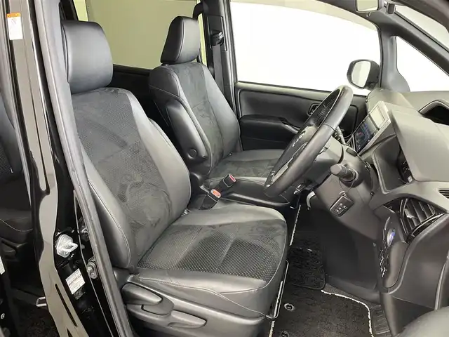 トヨタ ヴォクシー ハイブリッド ZS 煌Ⅲ 埼玉県 2021(令3)年 5.4万km ブラック 純正１０インチナビ　バックカメラ　ビルトインＥＴＣ２．０　前後ドライブレコーダー　三眼ＬＥＤ　セーフティセンス　クルーズコントロール　シートヒーター　純正アルミホイール　オートハイビーム　地デジＴＶ