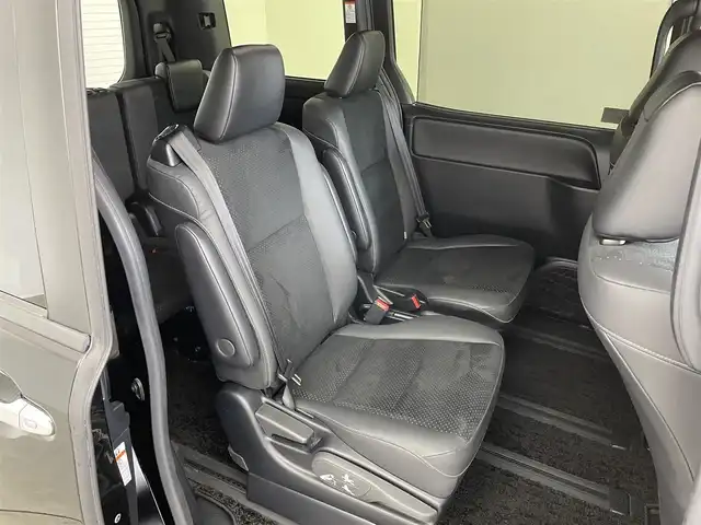 トヨタ ヴォクシー ハイブリッド ZS 煌Ⅲ 埼玉県 2021(令3)年 5.4万km ブラック 純正１０インチナビ　バックカメラ　ビルトインＥＴＣ２．０　前後ドライブレコーダー　三眼ＬＥＤ　セーフティセンス　クルーズコントロール　シートヒーター　純正アルミホイール　オートハイビーム　地デジＴＶ