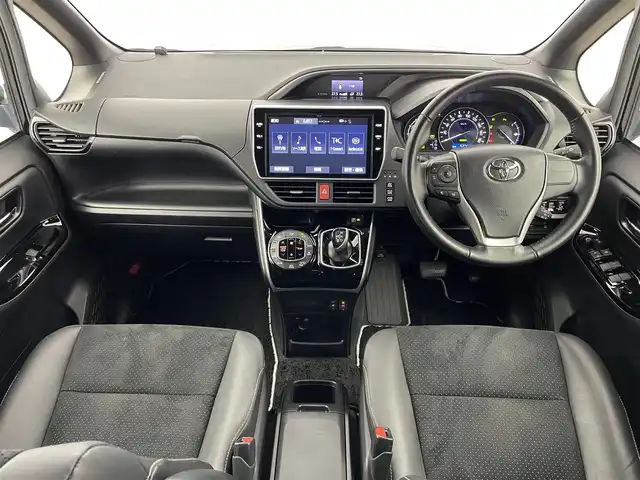 トヨタ ヴォクシー ハイブリッド ZS 煌Ⅲ 埼玉県 2021(令3)年 5.4万km ブラック 純正１０インチナビ　バックカメラ　ビルトインＥＴＣ２．０　前後ドライブレコーダー　三眼ＬＥＤ　セーフティセンス　クルーズコントロール　シートヒーター　純正アルミホイール　オートハイビーム　地デジＴＶ