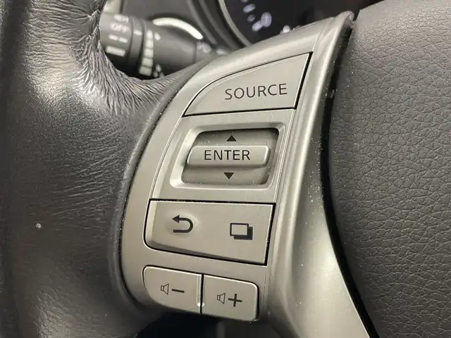 日産 エクストレイル 20X エマージェンシーブレーキ 群馬県 2017(平29)年 7.6万km ブリリアントホワイトパール 純正ナビ　全周囲カメラ　衝突被害軽減ブレーキ　前席シートヒーター　クリアランスソナー　ダウンヒルアシスト　ＢＳＭ　クルーズコントロール　レーンキープアシスト　ドラレコ　ビルトインＥＴＣ　ＬＥＤ　禁煙車