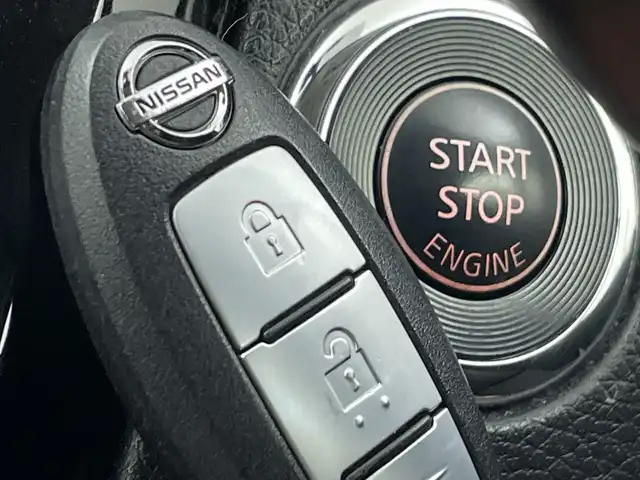 日産 エクストレイル 20X エマージェンシーブレーキ 群馬県 2017(平29)年 7.6万km ブリリアントホワイトパール 純正ナビ　全周囲カメラ　衝突被害軽減ブレーキ　前席シートヒーター　クリアランスソナー　ダウンヒルアシスト　ＢＳＭ　クルーズコントロール　レーンキープアシスト　ドラレコ　ビルトインＥＴＣ　ＬＥＤ　禁煙車