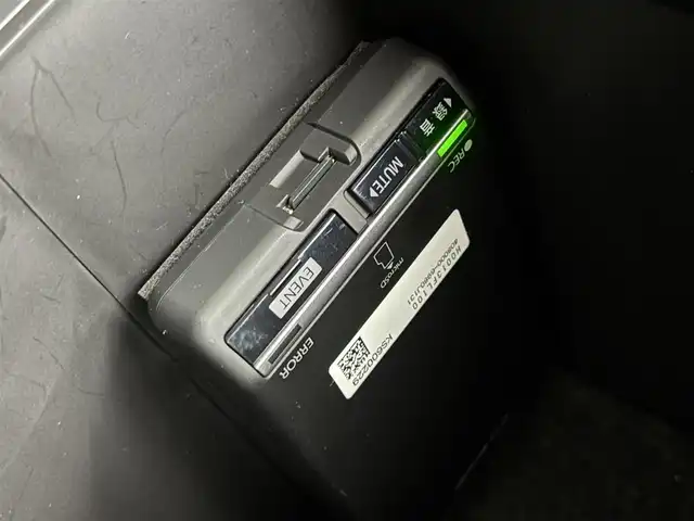 スバル フォレスター ハイブリッド アドバンス 福岡県 2020(令2)年 4.7万km クリスタルブラックシリカ アルパイン後席モニター　/純正８型ナビ/フルセグTV　/Ｆ．Ｓ．Ｒカメラ　/デジタルインナーミラー　/前方ドラレコ　/ETC　/アイサイト　/レーダークルーズコントロール　/コーナーセンサー　/衝突軽減ブレーキ　/レーンキープ　/ブラインドスポットモニター　/パドルシフト/ハーフレザーシート　/シートメモリー付きパワーシート　/シートヒーター　/ステアリングヒーター　/パワーバックドア　/純正１８インチアルミホイール　/ＬＥＤヘッドライト