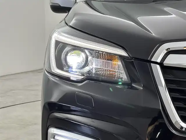 スバル フォレスター ハイブリッド アドバンス 福岡県 2020(令2)年 4.7万km クリスタルブラックシリカ アルパイン後席モニター　/純正８型ナビ/フルセグTV　/Ｆ．Ｓ．Ｒカメラ　/デジタルインナーミラー　/前方ドラレコ　/ETC　/アイサイト　/レーダークルーズコントロール　/コーナーセンサー　/衝突軽減ブレーキ　/レーンキープ　/ブラインドスポットモニター　/パドルシフト/ハーフレザーシート　/シートメモリー付きパワーシート　/シートヒーター　/ステアリングヒーター　/パワーバックドア　/純正１８インチアルミホイール　/ＬＥＤヘッドライト