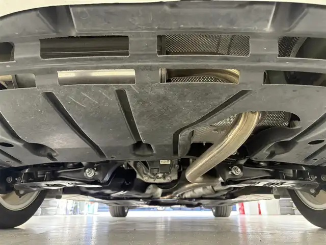 ＢＭＷ ３２０ｄ ラグジュアリー 滋賀県 2015(平27)年 5.1万km パール 純正8.8インチナビ　Bluetooth/AUX/DVD/CD/ビルトインETC/ドライブレコーダー/バックカメラ/追従クルーズコントロール/パワーシート/メモリーシート/ステアリングスイッチ/MTモード付AT/リアソナー/電動格納ミラー/HIDヘッドライト/プッシュスタート/スマートキー