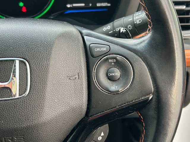 ホンダ ヴェゼル ハイブリッド Z 東京都 2015(平27)年 3.2万km ホワイトオーキッドパール ワンオーナー/純正メモリナビ/AM/FM/CD/DVD/BT/フルセグ/ 『VXM-155VFi』/バックカメラ/シティブレーキアクティブシステム/クルーズコントロール/パドルシフト/DN席シートヒーター/LEDヘッドライト/ドライブレコーダー/ETC/トノカバー/純正フロアマット/スペアキー×1/保証書/取扱説明書