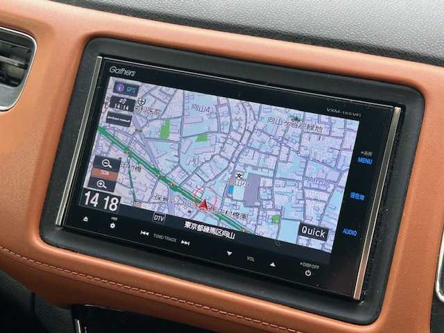 ホンダ ヴェゼル ハイブリッド Z 東京都 2015(平27)年 3.2万km ホワイトオーキッドパール ワンオーナー/純正メモリナビ/AM/FM/CD/DVD/BT/フルセグ/ 『VXM-155VFi』/バックカメラ/シティブレーキアクティブシステム/クルーズコントロール/パドルシフト/DN席シートヒーター/LEDヘッドライト/ドライブレコーダー/ETC/トノカバー/純正フロアマット/スペアキー×1/保証書/取扱説明書