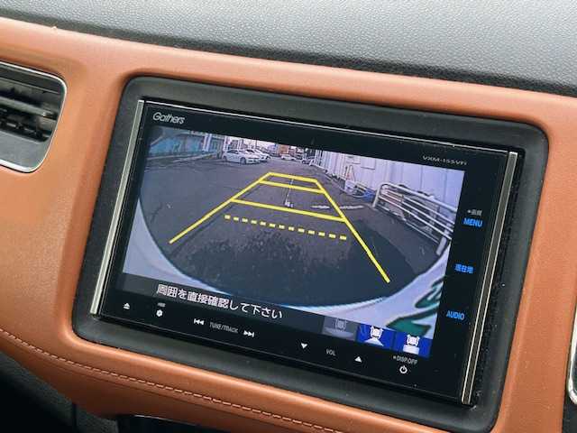 ホンダ ヴェゼル ハイブリッド Z 東京都 2015(平27)年 3.2万km ホワイトオーキッドパール ワンオーナー/純正メモリナビ/AM/FM/CD/DVD/BT/フルセグ/ 『VXM-155VFi』/バックカメラ/シティブレーキアクティブシステム/クルーズコントロール/パドルシフト/DN席シートヒーター/LEDヘッドライト/ドライブレコーダー/ETC/トノカバー/純正フロアマット/スペアキー×1/保証書/取扱説明書