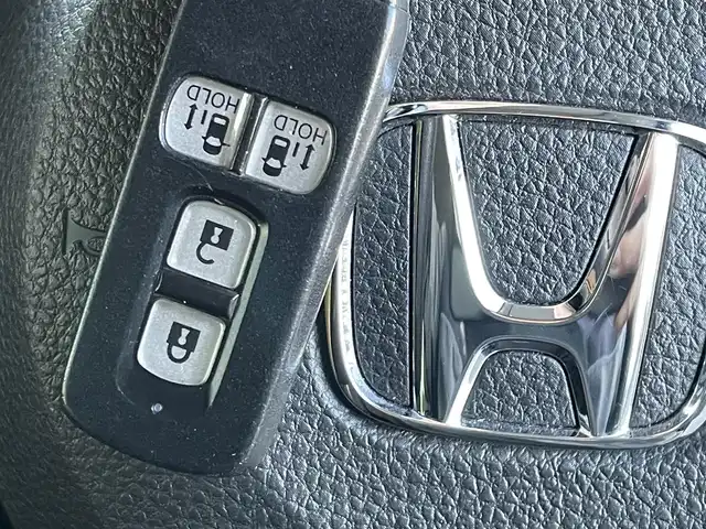 ホンダ Ｎ ＢＯＸ G･L ホンダセンシング カッパーブラウンスタイル 東京都 2018(平30)年 7.3万km パールⅡ ホンダセンシング/衝突軽減ブレーキ/レーントレーシングアシスト/バックソナー/アダプティブクルーズコントロール/純正SDナビ/CD/BT/AM/FM/TV/USB/バックカメラ/両側パワースライドドア/LEDヘッドライト/カーテンエアバック/2列目ロールサンシェード/前方ドライブレコーダー/ビルトインETC