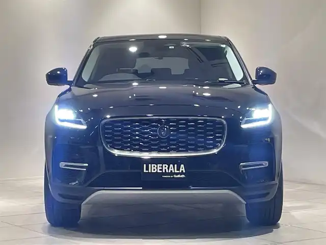 ジャガー ジャガー Ｅペース S P200 愛知県 2022(令4)年 4.1万km 黒 純正ナビ/360度カメラ/Bluetooth/アダプティブクルーズコントロール/ブラインドスポットモニター/レーンキープアシスト/革シート/シートヒーター/パワーシート/プッシュスタート/アイドリングストップ/ウィンカーミラー/LEDヘッドライト/パワーバックドア/ETC2.0