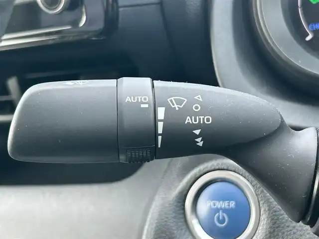 トヨタ ヤリスクロス ハイブリッド G 岩手県 2021(令3)年 9.6万km シルバーメタリック 4WD /トヨタセーフティセンス/　・プリクラッシュセーフティ/　・レーンディパーチャーアラート/　・オートマチックハイビーム/　・レーダークルーズコントロール/純正メモリナビ/　　BT/USB/Miracast/フルセグTV/LEDオートライト/フォグランプ/社外16インチアルミホイール/クリアランスソナー/スマートキー/ビルトインETC
