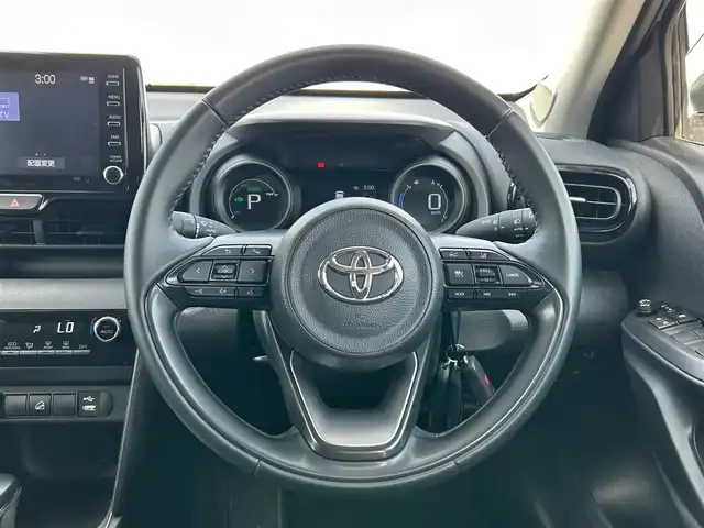 トヨタ ヤリスクロス ハイブリッド G 岩手県 2021(令3)年 9.6万km シルバーメタリック 4WD /トヨタセーフティセンス/　・プリクラッシュセーフティ/　・レーンディパーチャーアラート/　・オートマチックハイビーム/　・レーダークルーズコントロール/純正メモリナビ/　　BT/USB/Miracast/フルセグTV/LEDオートライト/フォグランプ/社外16インチアルミホイール/クリアランスソナー/スマートキー/ビルトインETC