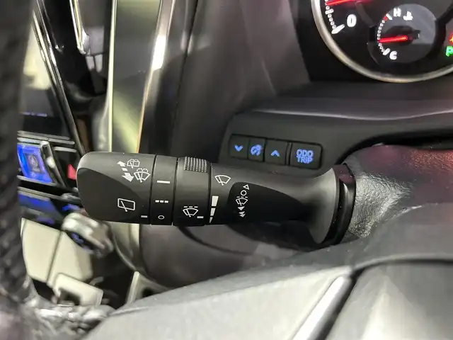 トヨタ ヴェルファイア Z Aエディション ゴールデンアイズ 佐賀県 2016(平28)年 5.2万km ホワイトパールクリスタルシャイン ツインムーンルーフ/ALPINE11インチBIGXナビ/ALPINEフリップダウンモニター/バックカメラ/両側パワースライドドア/クルーズコントロール/コーナーセンサー/ハーフレザーシート/オットマン/電動パーキングブレーキ/オートブレーキホールド/ウッドコンビステアリング/ステアリングスイッチ/プッシュスタート/スマートキー/LEDヘッドライト/フォグライト/純正アルミホイール