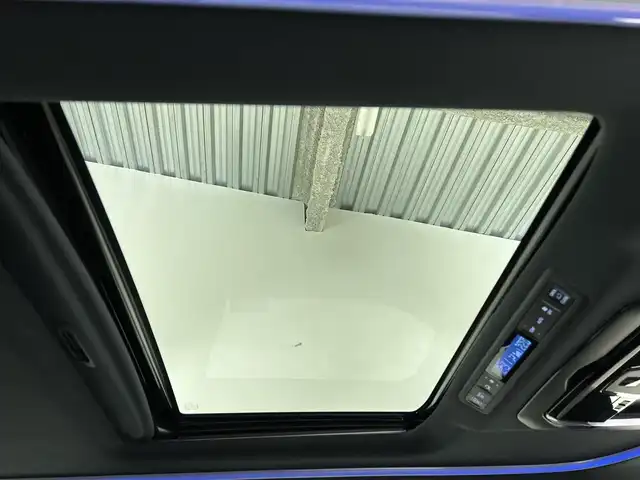 トヨタ ヴェルファイア Z Aエディション ゴールデンアイズ 佐賀県 2016(平28)年 5.2万km ホワイトパールクリスタルシャイン ツインムーンルーフ/ALPINE11インチBIGXナビ/ALPINEフリップダウンモニター/バックカメラ/両側パワースライドドア/クルーズコントロール/コーナーセンサー/ハーフレザーシート/オットマン/電動パーキングブレーキ/オートブレーキホールド/ウッドコンビステアリング/ステアリングスイッチ/プッシュスタート/スマートキー/LEDヘッドライト/フォグライト/純正アルミホイール