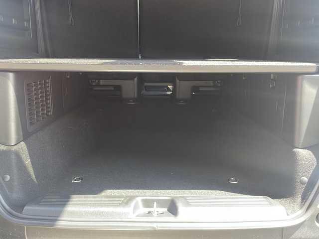 ホンダ フリード＋ クロスター ホンダセンシング 長野県 2020(令2)年 4.3万km プラチナホワイトパール 純正 7インチナビ VXM-204VFi/（CD/DVD/AM/FM/TV/iPod/SD/USB/Bluetooth/AUX）/バックカメラ/両側パワースライドドア/前後ドライブレコーダー/ビルトイン ETC/クロスター専用内外装/Honda SENSING/・衝突軽減ブレーキ［CMBS］/・車線維持支援システム［LKAS］/・アダプティブクルーズコントロール［ACC］/・路外逸脱抑制機能/・先行車発進お知らせ機能/・標識認識機能/ハーフレザーシート/オートライト/LED ヘッドライト/フォグライト/・ステアリングスイッチ/・プッシュスタート/・純正15インチアルミホイール/・スマートキーx2