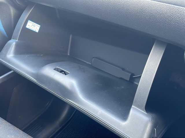 ホンダ フリード＋ クロスター ホンダセンシング 長野県 2020(令2)年 4.3万km プラチナホワイトパール 純正 7インチナビ VXM-204VFi/（CD/DVD/AM/FM/TV/iPod/SD/USB/Bluetooth/AUX）/バックカメラ/両側パワースライドドア/前後ドライブレコーダー/ビルトイン ETC/クロスター専用内外装/Honda SENSING/・衝突軽減ブレーキ［CMBS］/・車線維持支援システム［LKAS］/・アダプティブクルーズコントロール［ACC］/・路外逸脱抑制機能/・先行車発進お知らせ機能/・標識認識機能/ハーフレザーシート/オートライト/LED ヘッドライト/フォグライト/・ステアリングスイッチ/・プッシュスタート/・純正15インチアルミホイール/・スマートキーx2