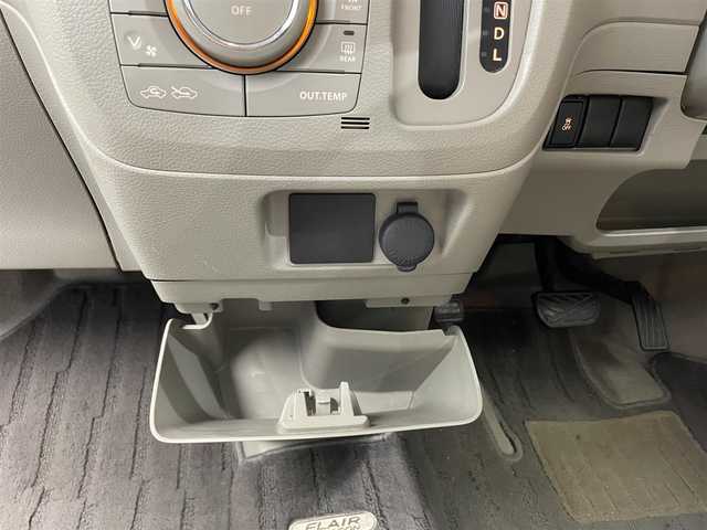 マツダ フレアワゴン XG 鹿児島県 2015(平27)年 13.3万km シルキーシルバーメタリック 禁煙/社外ナビ（MDV-737DT）/（フルセグTV/CD/DVD/Bluetooth）/ETC/バックカメラ/アイドリングストップ/プッシュスタート/電格ミラー/デュアルカメラブレーキサポート/純正フロアマット