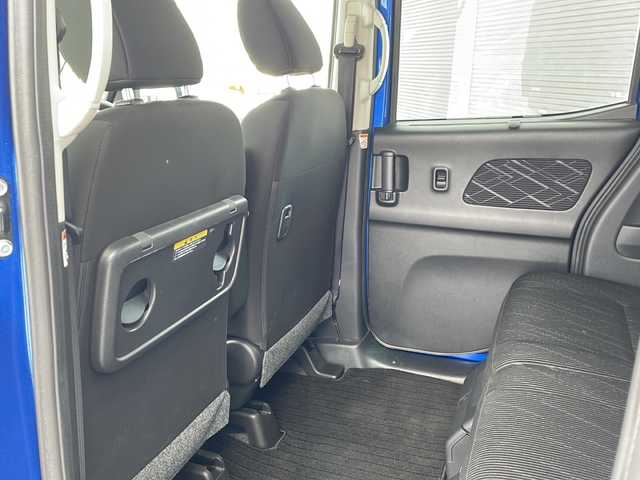 三菱 ｅＫスペース カスタムT e－アシスト 道東・釧路十勝 2018(平30)年 6.3万km 青Ⅱ ・4WD/・純正7インチナビ/（CD USB SD TV)/・両側パワースライドドア/・バックカメラ/・クルーズコントロール/・アイドリングストップ/・横滑り防止装置/・衝突被害軽減ブレーキ/・D席シートヒーター/・社外前方ドライブレコーダー/・社外フロアマット/・プッシュスタート/・HIDヘッドライト/・オートライト/・スマートキー/・純正エンジンスターター/・純正アルミホイール付夏タイヤ積込