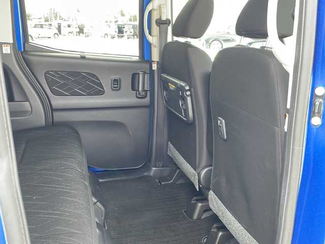 三菱 ｅＫスペース カスタムT e－アシスト 道東・釧路十勝 2018(平30)年 6.3万km 青Ⅱ ・4WD/・純正7インチナビ/（CD USB SD TV)/・両側パワースライドドア/・バックカメラ/・クルーズコントロール/・アイドリングストップ/・横滑り防止装置/・衝突被害軽減ブレーキ/・D席シートヒーター/・社外前方ドライブレコーダー/・社外フロアマット/・プッシュスタート/・HIDヘッドライト/・オートライト/・スマートキー/・純正エンジンスターター/・純正アルミホイール付夏タイヤ積込