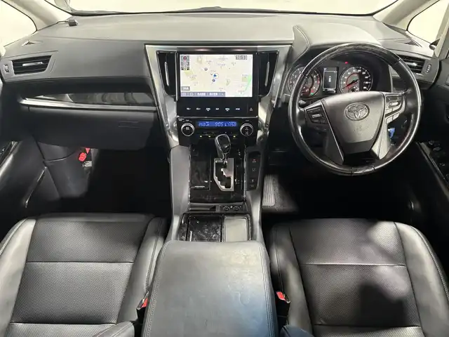 トヨタ アルファード S Cパッケージ 大阪府 2019(令1)年 2.3万km ブラック サンルーフ　三眼ＬＥＤ　フリップダウンモニター　純正１０ｉｎｃナビ（フルセグ／ＤＶＤ／ＣＤ／Ｂｌｕｅｔｏｏｔｈ）　衝突軽減ブレーキ　レーダークルーズＣ　メモリシート　パワーシート　ベンチレーション