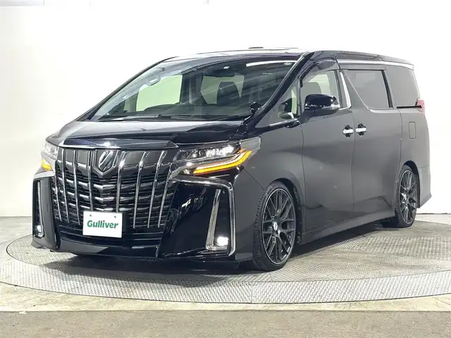 トヨタ アルファード S Cパッケージ 大阪府 2019(令1)年 2.3万km ブラック サンルーフ　三眼ＬＥＤ　フリップダウンモニター　純正１０ｉｎｃナビ（フルセグ／ＤＶＤ／ＣＤ／Ｂｌｕｅｔｏｏｔｈ）　衝突軽減ブレーキ　レーダークルーズＣ　メモリシート　パワーシート　ベンチレーション