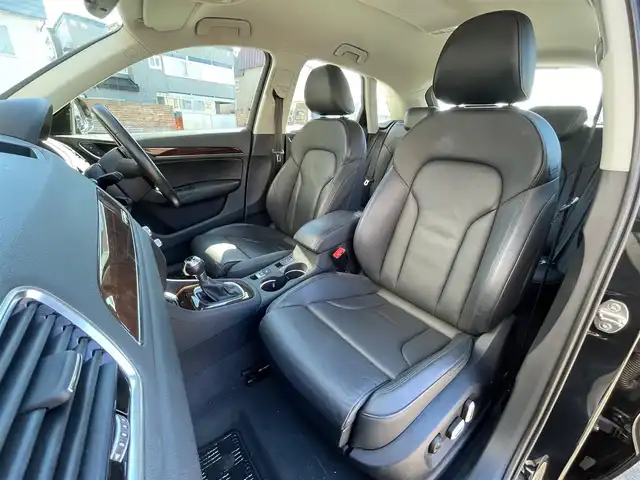 アウディ Ｑ３ 2．0 TFSI クワトロ 180PS 青森県 2017(平29)年 4万km ミトスブラックメタリック 4WD/ターボ/黒レザーシート/前席パワーシート/前席シートヒーター/純正HDDナビ/(フルセグTV/DVD/Bt/Bluetooth/SD)/バックカメラ/前後バンパーソナー/シルバールーフレール/前後バンパーソナー/革巻きステア・ノブ/パドルシフト/オーディオ/ステアスイッチ/LEDオートライト/ウェザーライト/ヘットライトウオッシャー/ウインカーミラー/ヒルクライムアシスト/リア5面スモークフィルム/プッシュスタートシステム/電動パーキングブレーキ/W/サイド/カーテンエアバッグ/ABS/スマートキーX2/取扱説明書/保証書