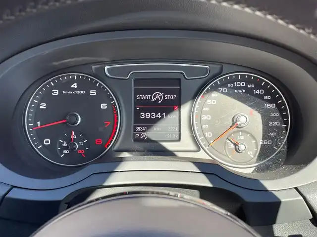 アウディ Ｑ３ 2．0 TFSI クワトロ 180PS 青森県 2017(平29)年 4万km ミトスブラックメタリック 4WD/ターボ/黒レザーシート/前席パワーシート/前席シートヒーター/純正HDDナビ/(フルセグTV/DVD/Bt/Bluetooth/SD)/バックカメラ/前後バンパーソナー/シルバールーフレール/前後バンパーソナー/革巻きステア・ノブ/パドルシフト/オーディオ/ステアスイッチ/LEDオートライト/ウェザーライト/ヘットライトウオッシャー/ウインカーミラー/ヒルクライムアシスト/リア5面スモークフィルム/プッシュスタートシステム/電動パーキングブレーキ/W/サイド/カーテンエアバッグ/ABS/スマートキーX2/取扱説明書/保証書
