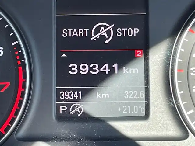 アウディ Ｑ３ 2．0 TFSI クワトロ 180PS 青森県 2017(平29)年 4万km ミトスブラックメタリック 4WD/ターボ/黒レザーシート/前席パワーシート/前席シートヒーター/純正HDDナビ/(フルセグTV/DVD/Bt/Bluetooth/SD)/バックカメラ/前後バンパーソナー/シルバールーフレール/前後バンパーソナー/革巻きステア・ノブ/パドルシフト/オーディオ/ステアスイッチ/LEDオートライト/ウェザーライト/ヘットライトウオッシャー/ウインカーミラー/ヒルクライムアシスト/リア5面スモークフィルム/プッシュスタートシステム/電動パーキングブレーキ/W/サイド/カーテンエアバッグ/ABS/スマートキーX2/取扱説明書/保証書