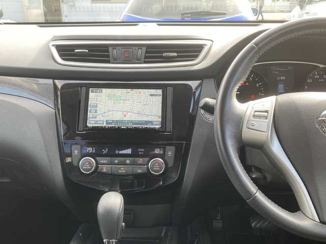 日産 エクストレイル 20X エマージェンシーブレーキ 東京都 2014(平26)年 4.8万km ブリリアントホワイトパール 社外メモリナビ/【フルセグ・DVD再生可・CD・Bluetooth】/バックカメラ/ETC/前後ドライブレコーダー/後席ディスプレイ/前席シートヒーター/電動格納ミラー/ミラーヒーター/横滑り防止機能/アイドリングストップ/プッシュスタート/スマートキー/スペアキーあり/純正フロアマット/純正ドアバイザー/新車保証書/取扱説明書