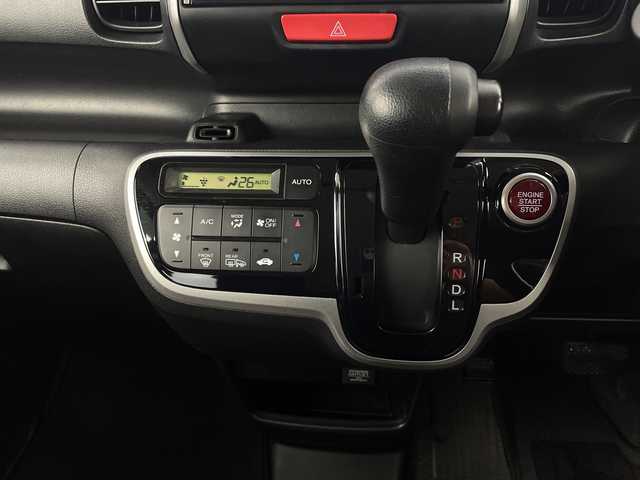 ホンダ Ｎ ＢＯＸ G Lパッケージ 新潟県 2014(平26)年 14.6万km スマートブラック 4WD/純正ナビ/　　フルセグ/CD/DVD/BT/バックカメラ/両側パワースライドドア/純正14インチアルミホイール/ステアリングスイッチ/アイドリングストップ/スマートキー/ETC