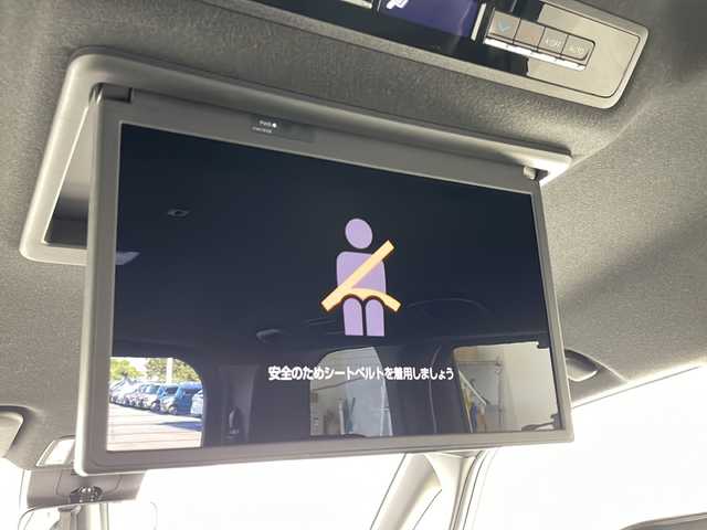 トヨタ ヴォクシー ハイブリッド S－Z 千葉県 2022(令4)年 2.5万km ホワイトパールクリスタルシャイン 純正ナビ/　CD/DVD/Bluetooth/フルセグTV/　Apple car play/Android Auto/純正14インチフリップダウンモニター/トヨタセーフティセンス/レーダークルーズコントロール/レーンキープアシスト/衝突軽減ブレーキ/クリアランスソナー/先行車発進警報/ロードサインアシスト/ブラインドスポットモニター/全方位カメラ/パーキングアシスト/電動パーキング/オートホールド/オートハイビーム/両側パワスラ/前席シートヒーター/ハーフレザーシート/１００V充電/LEDライト/ビルトインETC2.0/エレクトロシフト/フロアマット