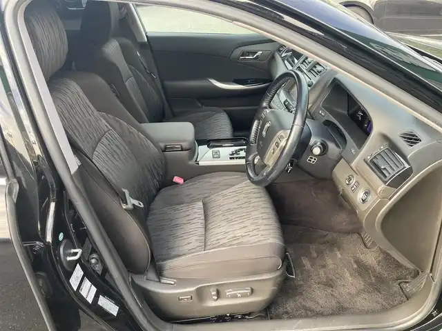 トヨタ クラウン アスリート 愛媛県 2011(平23)年 6.3万km ブラック メーカーオプションHDDナビ/・CD/DVD/フルセグTV/MSV/・バックカメラ/クルーズコントロール/ビルトインETC/前座席パワーシート/社外レーダー/HIDオートライト/プッシュスタート/・スペアキー/SPORT/SNOW/ECOMODE/取扱説明書/保証書