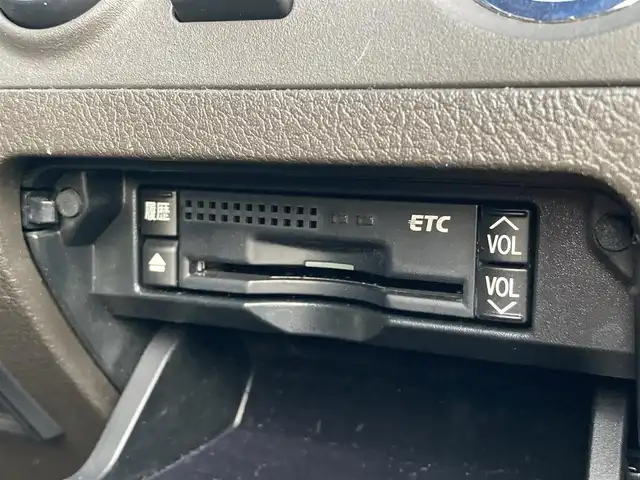 トヨタ クラウン アスリート 愛媛県 2011(平23)年 6.3万km ブラック メーカーオプションHDDナビ/・CD/DVD/フルセグTV/MSV/・バックカメラ/クルーズコントロール/ビルトインETC/前座席パワーシート/社外レーダー/HIDオートライト/プッシュスタート/・スペアキー/SPORT/SNOW/ECOMODE/取扱説明書/保証書