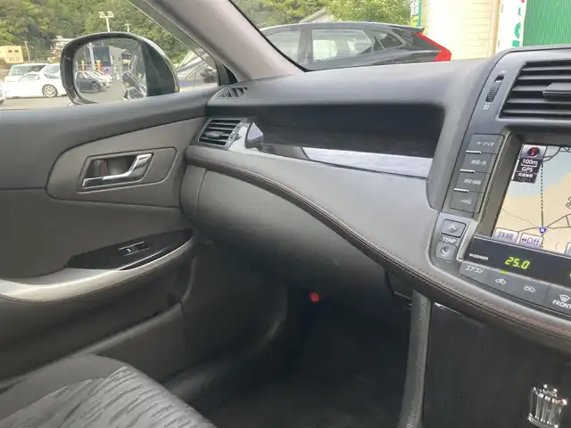 トヨタ クラウン アスリート 愛媛県 2011(平23)年 6.3万km ブラック メーカーオプションHDDナビ/・CD/DVD/フルセグTV/MSV/・バックカメラ/クルーズコントロール/ビルトインETC/前座席パワーシート/社外レーダー/HIDオートライト/プッシュスタート/・スペアキー/SPORT/SNOW/ECOMODE/取扱説明書/保証書