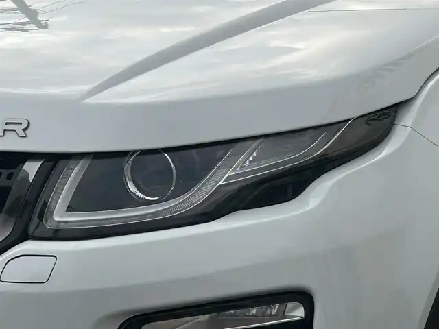 ランドローバー レンジローバーイヴォーク SEプラス 山形県 2016(平28)年 4万km フジホワイト ４WD/純正ナビ/FM/AM/Bluetooth/バックカメラ/MERIDIANサウンド/クルーズコントロール/パドルシフト/アイドリングストップ/横滑り防止装置/電動パーキングブレーキ/プッシュスタート/シートヒータ/フォグランプ/AUTOライト/USB端子/ETC