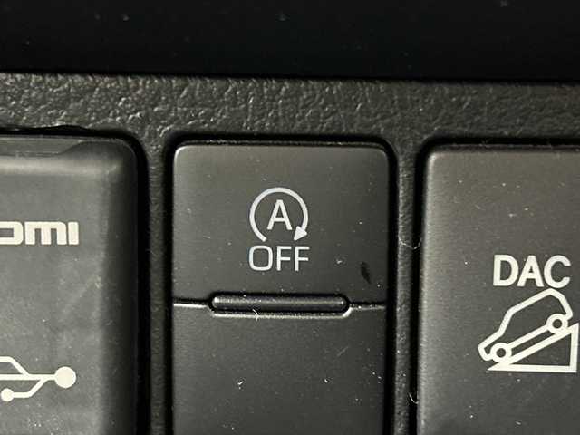 トヨタ ハイラックス Z 三重県 2021(令3)年 3.4万km オキサイドブロンズM /禁煙車//純正7型ナビ/　フルセグTV/Bluetooth/HDMI//バックカメラ//トノカバー//レーダークルーズコントロール//フォグライト//純正アルミホイール//衝突軽減ブレーキシステム//オートライト//プッシュスタート//ETC//スマートキー//センターデフロック//ダウンヒルアシストコントロール//純正LEDヘッドライト//前後ドラレコ//コーナーセンサー//アイドリングストップ