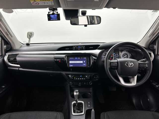 トヨタ ハイラックス Z 三重県 2021(令3)年 3.4万km オキサイドブロンズM /禁煙車//純正7型ナビ/　フルセグTV/Bluetooth/HDMI//バックカメラ//トノカバー//レーダークルーズコントロール//フォグライト//純正アルミホイール//衝突軽減ブレーキシステム//オートライト//プッシュスタート//ETC//スマートキー//センターデフロック//ダウンヒルアシストコントロール//純正LEDヘッドライト//前後ドラレコ//コーナーセンサー//アイドリングストップ