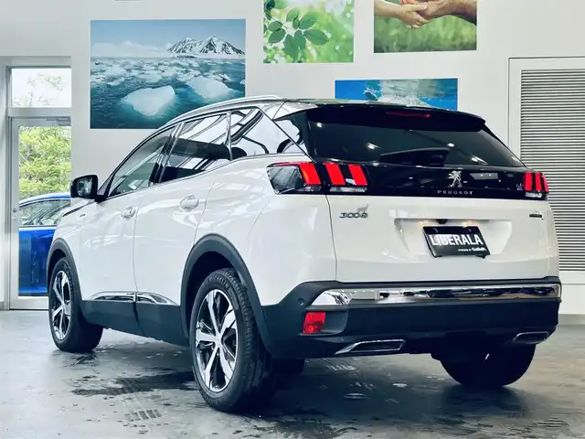 プジョー ３００８ GT ブルー HDi 大阪府 2020(令2)年 3.6万km BLANC NACRE サンルーフ/ハーフレザー/Dメモリ付きパワーシート/シートヒーター/純正ナビ/TV/バックカメラ/applecarplay/フロント・サイドカメラ/純正18インチAW/LEDヘッドライト/ブラインドスポット/電動リアゲート/ETC/ドラレコ/レーダー探知機/ACC/ワイヤレス充電