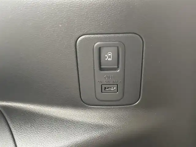 日産 セレナ ハイウェイスター V 鳥取県 2020(令2)年 2万km カシミヤグレージュ プロパイロット/セーフティパックB/純正10型ナビ/・フルセグ/・CD/DVD/Blu-ray/・Bluetooth/全方位モニター/純正フリップダウンモニター/ハンズフリー両側電動スライドドア/スマートキー/プッシュスタート/ETC/前席シートヒーター/ハンドルヒーター/純正エアロ/純正16AW/LEDヘッドライト/LEDフォグ/オートライト/ABS/W&サイドエアバック/カーテンエアバック