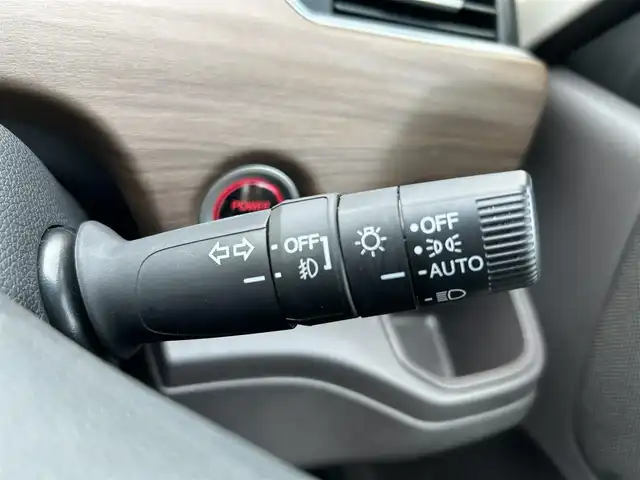 ホンダ フリード ハイブリット G ホンダセンシング 兵庫県 2020(令2)年 3.1万km スーパープラチナグレーメタリック ワンオーナー /純正9インチナビ/CD/DVD/DTV/Bluetooth/USB/バックカメラ/レーダークルーズコントロール/両側パワースライドドア /シートヒーター /LEDオートライト/ステアリングスイッチ/純正ホイール付きスタッドレス積込/ビルトインETC/前後ドライブレコーダー/スマートキー/スペアキー /プッシュスタート /純正フロアマット/ドアバイザー/電動格納ミラー/フロントワイパーデアイサー