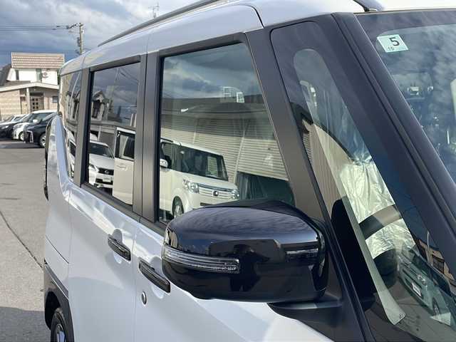 三菱 デリカミニ T プレミアム 道北・旭川 2025(令7)年 0.1万km未満 アメジストブラック/シルキーホワイト ・登録済未使用車/・純正ディスプレイオーディオ/　アップルカープレイ・アンドロイドオート・ＢＴ/・全方位カメラ/・デジタルインナミラー/・マイパイロット/　レーダークルーズコントロール/　車線維持支援機能/・e-Assist/　衝突軽減ブレーキ/　前方衝突予測警報/　踏み間違い衝突防止アシスト/　車線逸脱警報システム/　ふらつき警報/　標識認識システム/　先行車発信通知/　オートマチックハイビーム/・オートストップゴー/・エマージェンシートップシグナル/・ヒルスタートアシスト/・ヒルディセントコントロール/・グリップコントロール/・両側パワースライドドア/・左ハンズフリースライドドア/・LEDオートライト/・フォグライト/・コーナーセンサー　/・ブレーキホールド/・前席シートヒーター/・パドルシフト/・ステアリングヒーター/・スペアキー１/・新車時保証書、取説