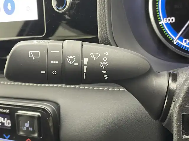 トヨタ ノア ハイブリッド S－Z 茨城県 2024(令6)年 1.3万km ホワイトパールクリスタルシャイン 純正10.5型DA/フルセグ/CD/DVDデッキ/純正14型フリップダウンモニター/アドバンストパーク/全方位カメラ/ユニバーサルステップ/快適利便パッケージ/衝突被害軽減ブレーキ/車線逸脱抑制装置/レーダークルーズコントロール/オートマチックハイビーム/クリアランスソナー/AC100V/両側電動スライドドア/ETC2.0/ドラレコ/シートヒーター/ステアリングヒーター/純正17インチAW/LEDヘッドライト/スマートキー