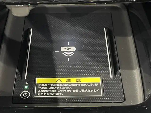 ホンダ ヴェゼル ハイブリッド e:HEV Z 愛知県 2025(令7)年 0.1千km プラチナホワイトパール 登録済未使用車/純正９インチホンダコネクトディスプレイナビ　/(Bluetooth/フルセグTV/USB/スマートフォン連携/FM/AM)/ホンダセンシング　/　　-衝突軽減ブレーキ（CMBS)/　　-誤発進抑制機能/　　-路線逸脱抑制機能/　　-アダプティブクルーズコントロール/　　-車線維持支援システム/　　-オートハイビーム/　　-先行車発進お知らせ/　　-標識認識機能/ビルトインＥＴＣ２．０　/ＬＥＤヘッドライト/LEDフォグランプ　/バックカメラ　/ワイヤレス充電　/シートヒーター/ステアリングヒーター　/電動バックドア　/ブラインドスポットモニター（ＢＳＭ）/コーナーセンサー/パドルシフト/プッシュスタート/　　-スマートキー